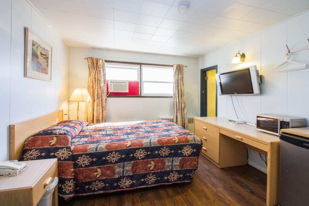 Lagana Hotel Lanigan Kültér fotó