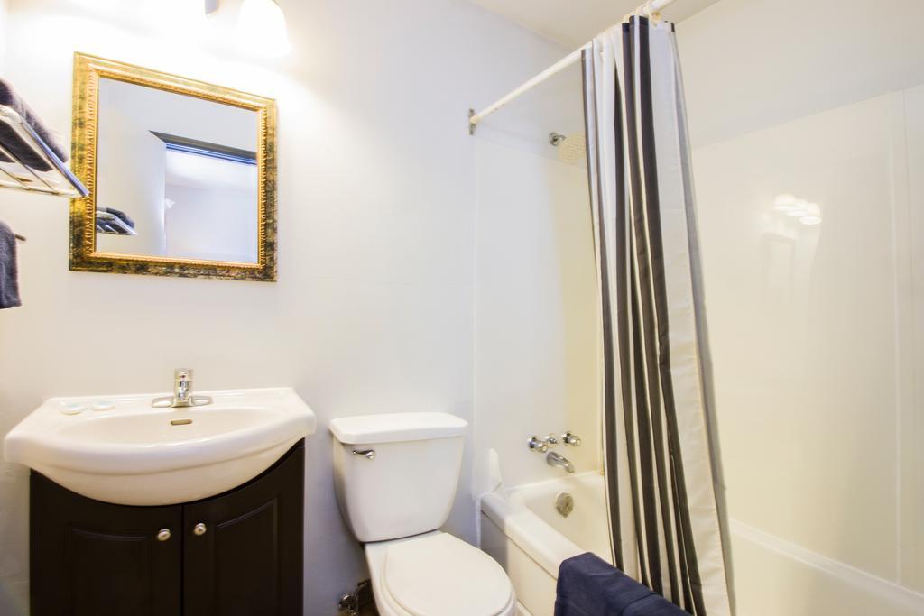 Lagana Hotel Lanigan Kültér fotó