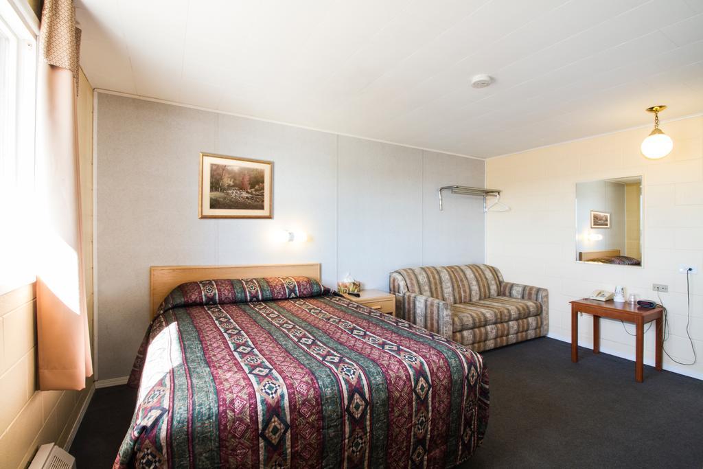 Lagana Hotel Lanigan Kültér fotó