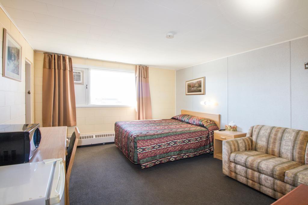 Lagana Hotel Lanigan Kültér fotó