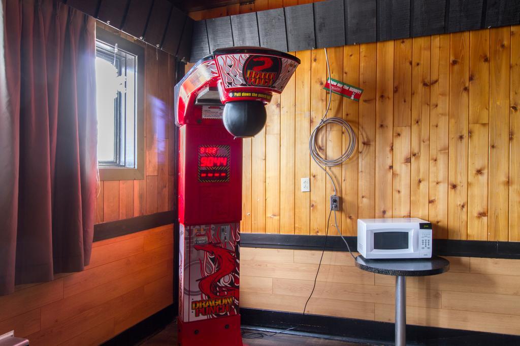 Lagana Hotel Lanigan Kültér fotó