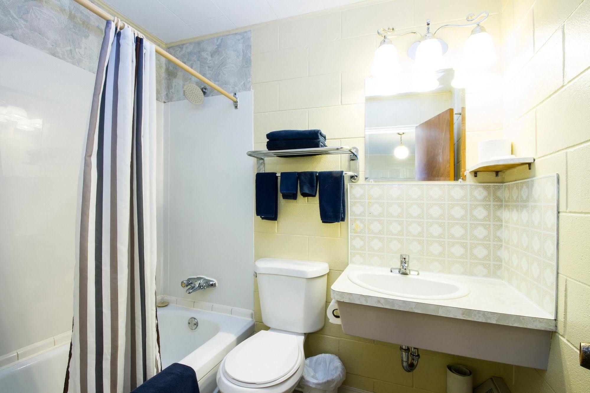 Lagana Hotel Lanigan Kültér fotó