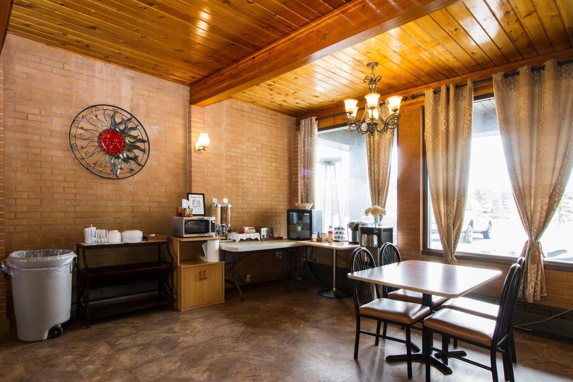Lagana Hotel Lanigan Kültér fotó