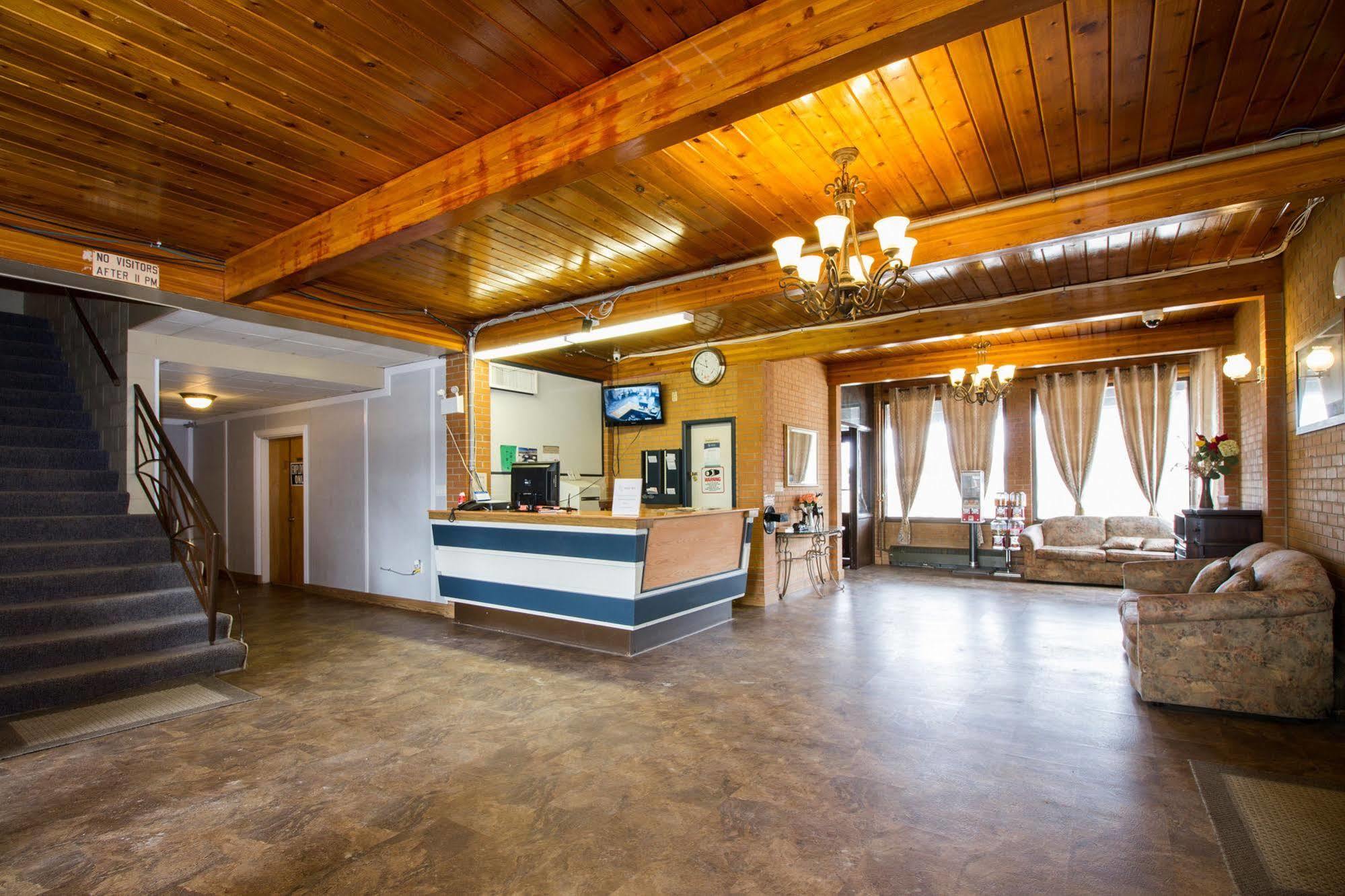 Lagana Hotel Lanigan Kültér fotó
